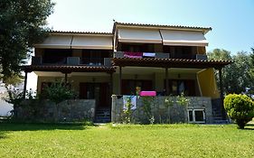 Anna Pousi Studios&Apartment